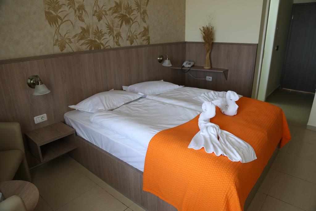Hotel Piccadilly ママイア 部屋 写真