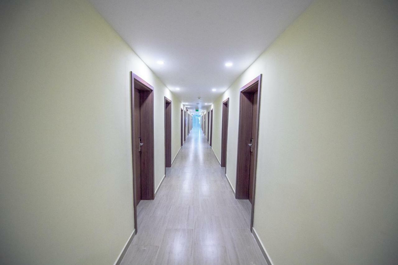 Hotel Piccadilly ママイア エクステリア 写真